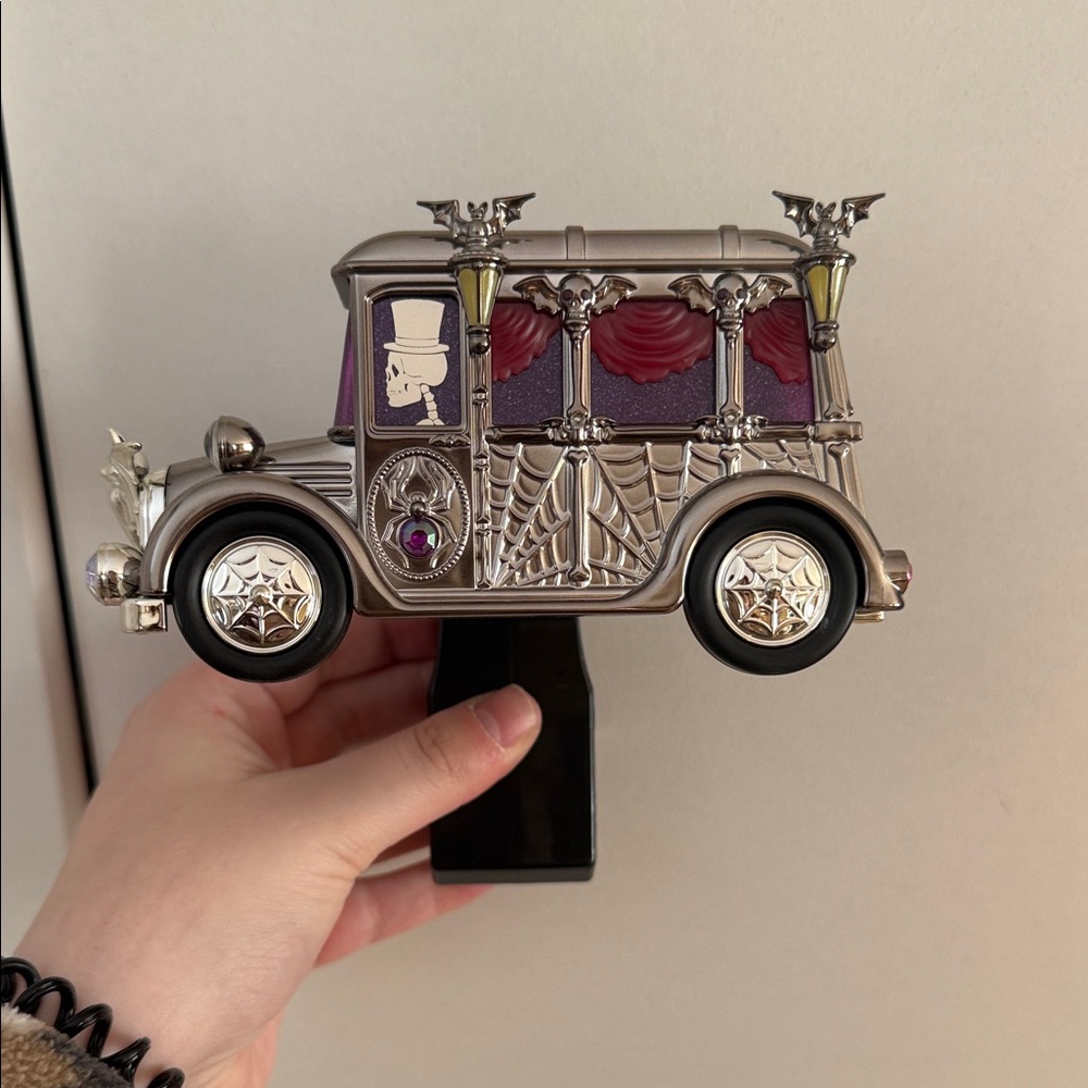 Bath & Body Works Halloween Bus Plug In Wallflower